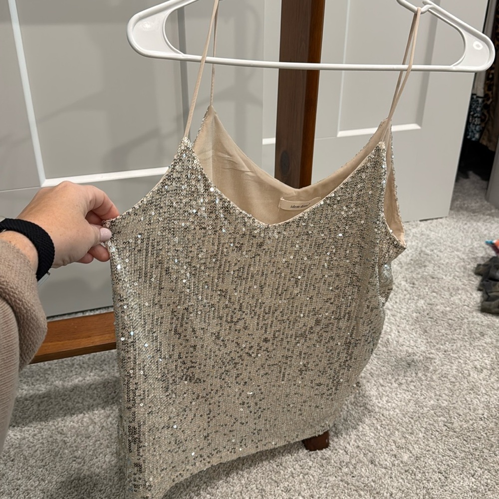 Sequins tank